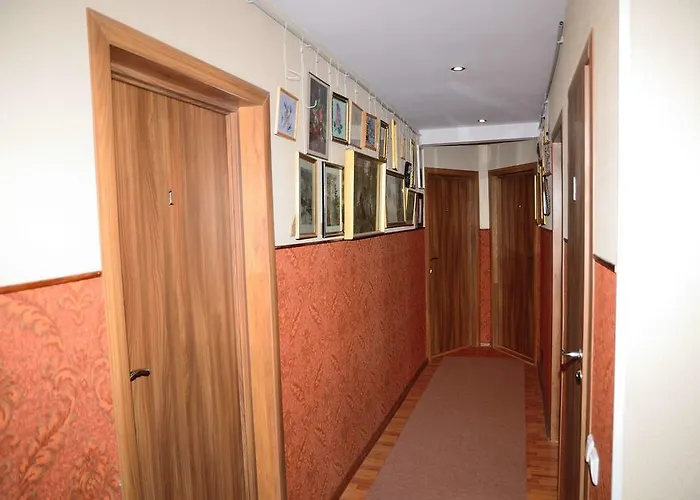 Oti ゲストハウス