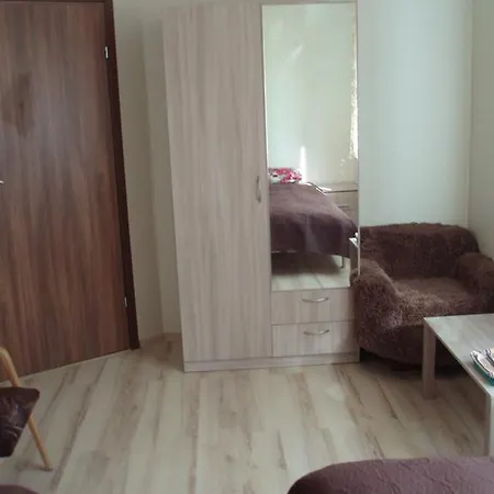 Oti Πανσιόν Ταλίν