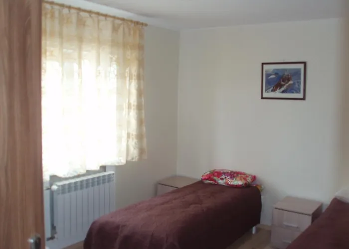 Πανσιόν Oti *